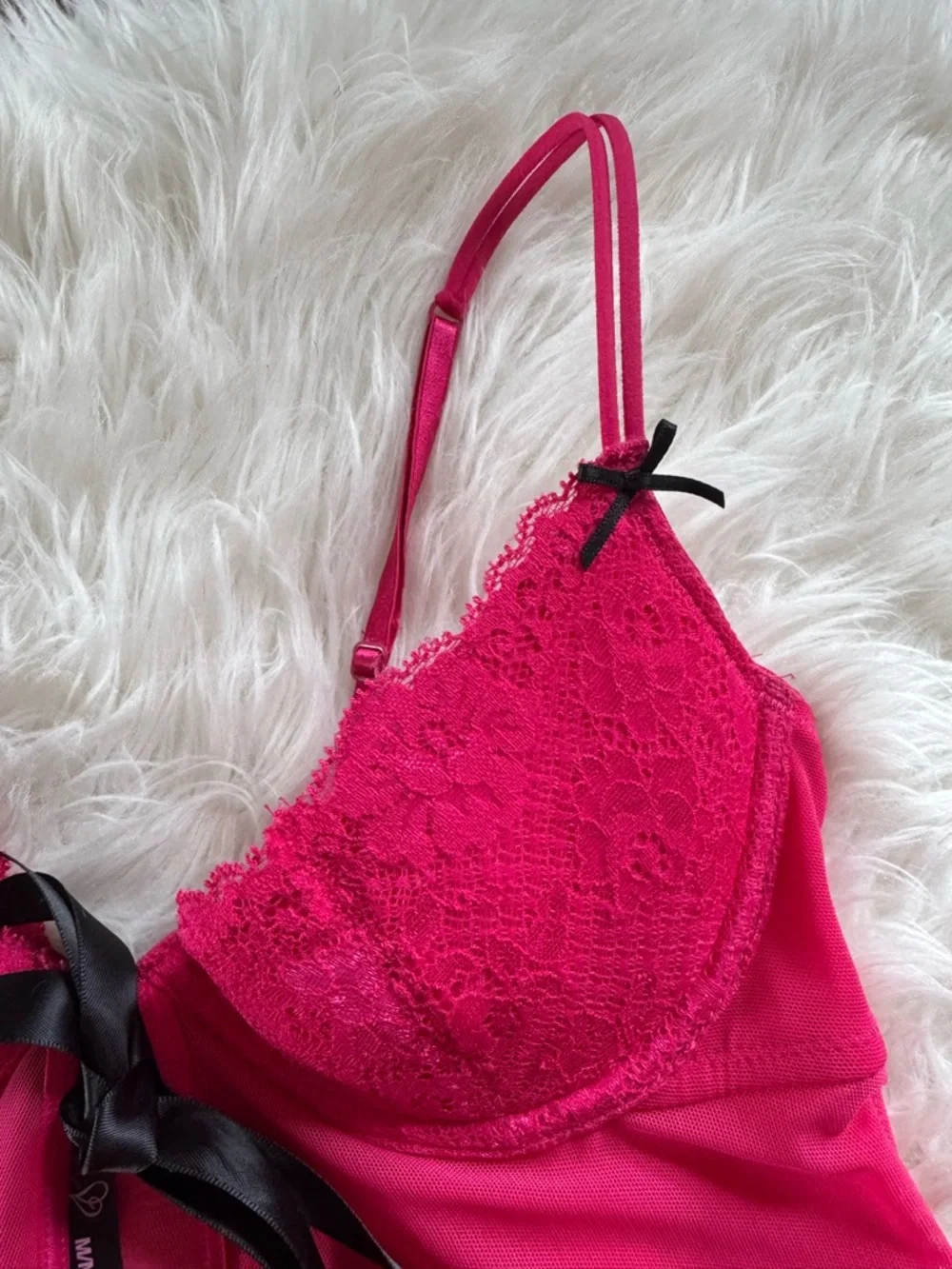 LA SENZA pink lace and chiffon babydoll lingerie with black ribbon size M - Picture 4 of 8